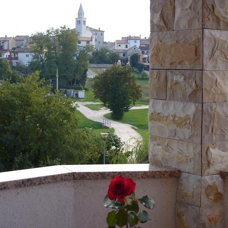 Villa Linet Funtana Bagian luar foto