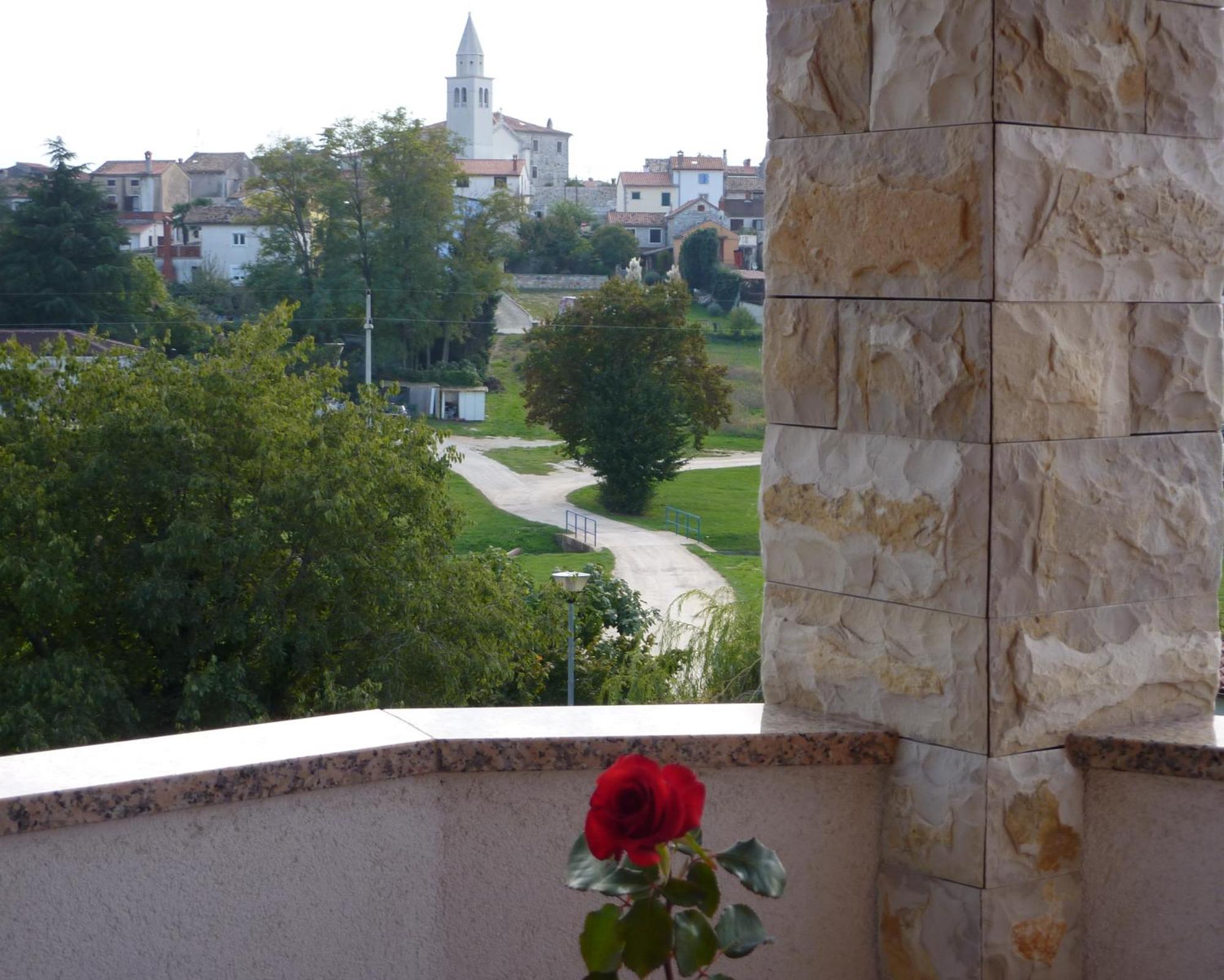Villa Linet Funtana Bagian luar foto